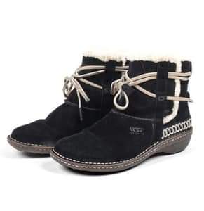 Ugg Australia "Cove" Black Suede Ankle Boots