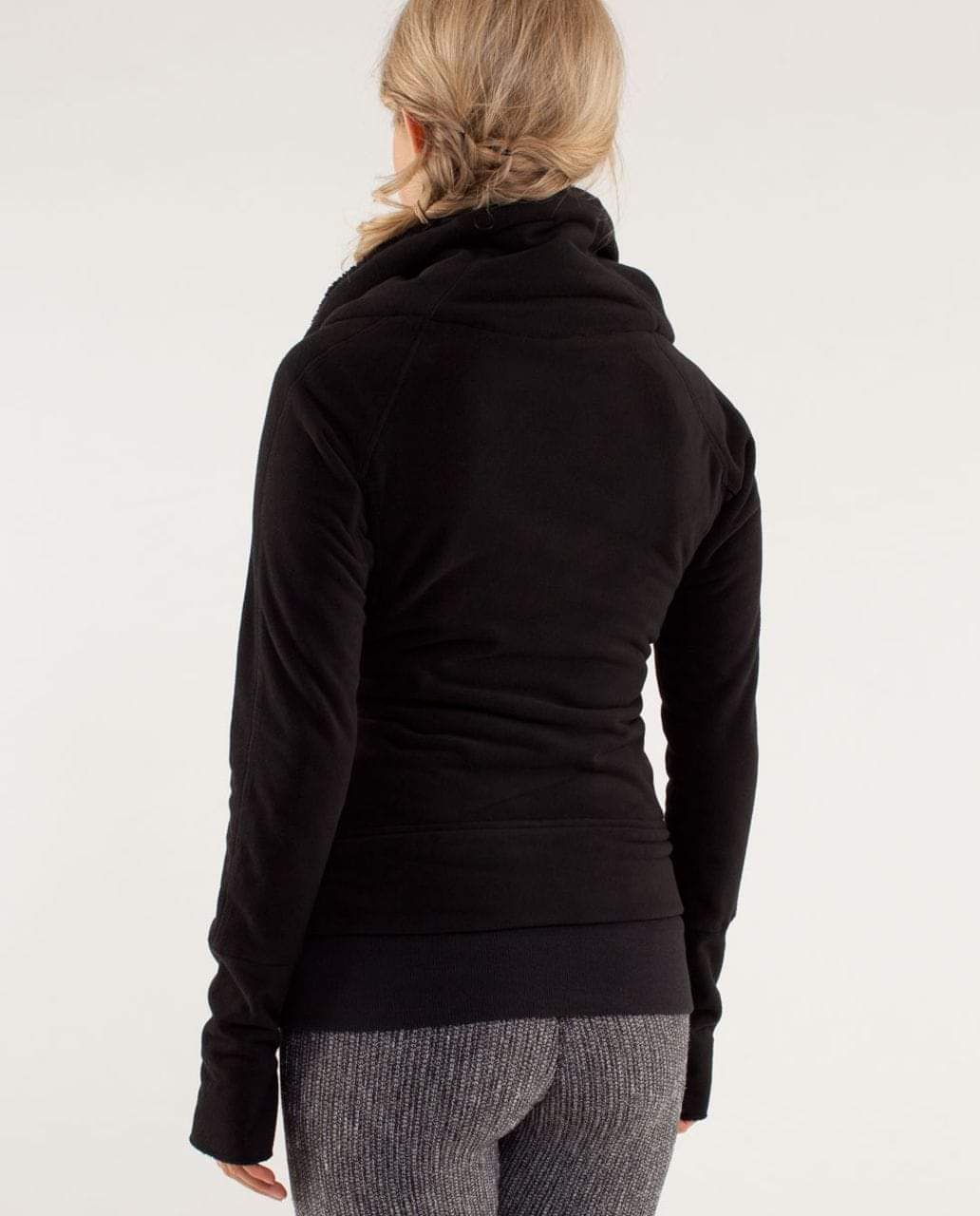 Lululemon off the 2025 mat jacket